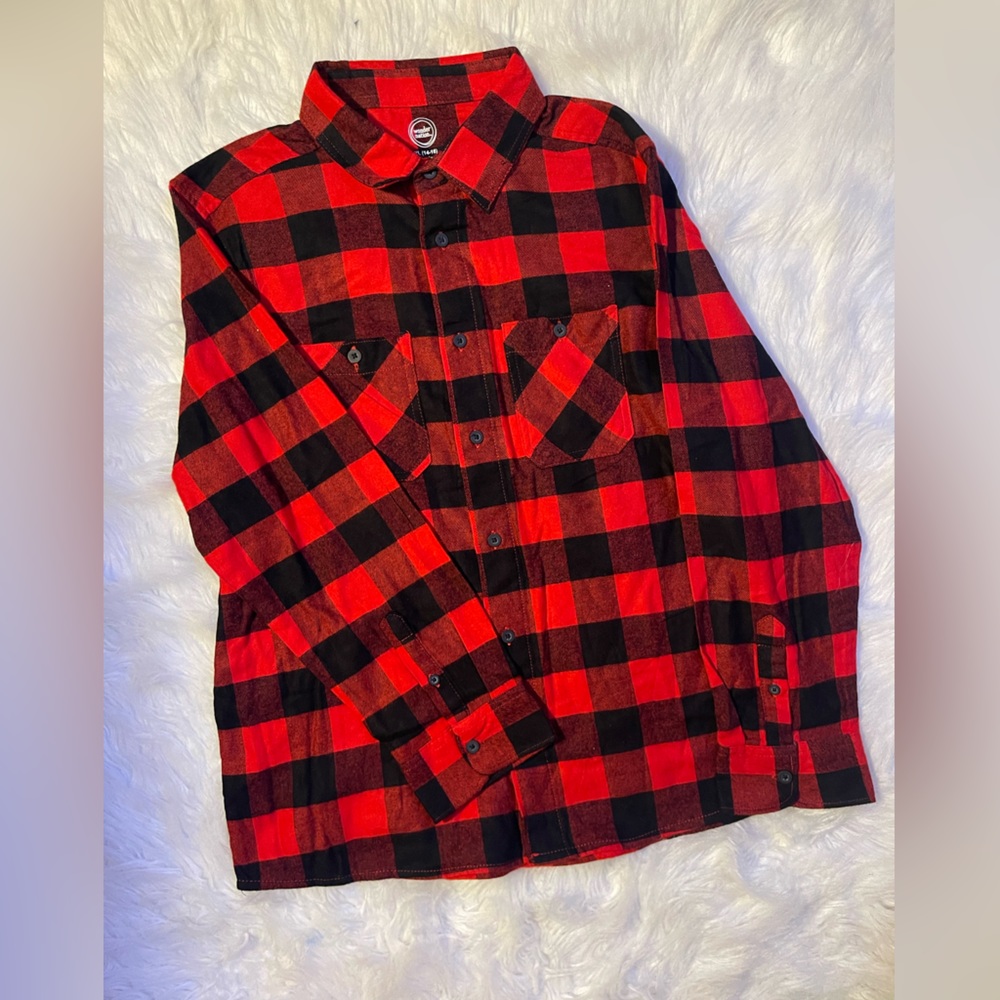 3 diferent colors husky XL shirt  kids  size 14-16